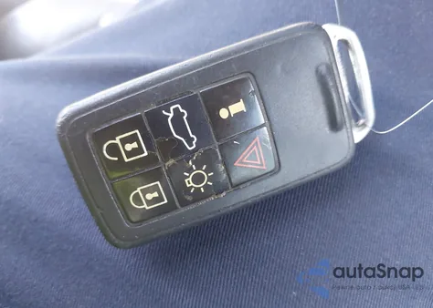 2015 Volvo S60 T5 Premier z USA, uszkodzony, nr VIN YV140MFB6F1308093